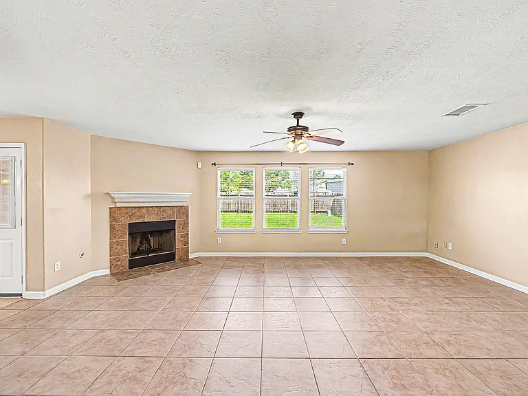 18114 Sorrell Oaks Ln — Photo 9