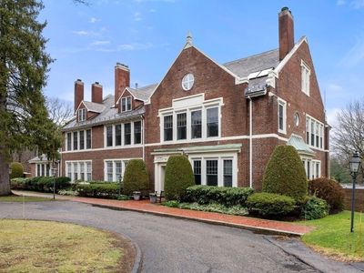 63 Garden Rd APT C4, Wellesley, MA, 02481