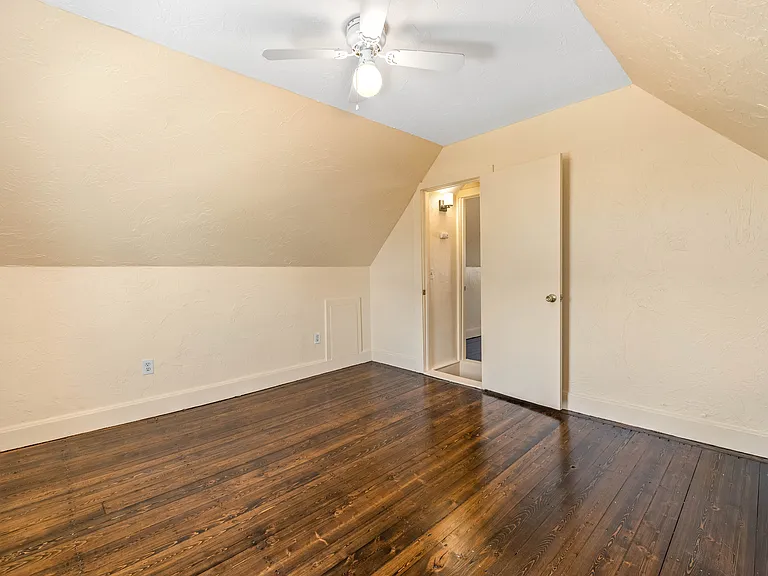 1457 Hyde Park Ave #2 — Photo 15