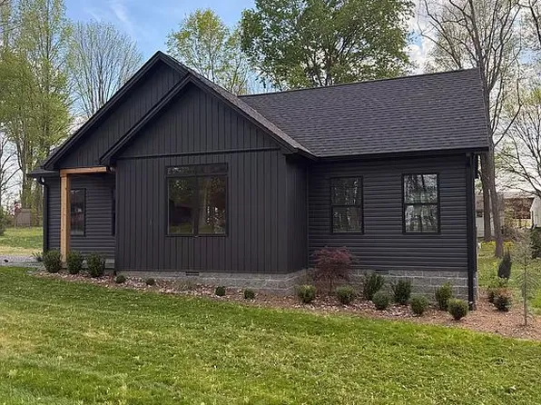 234 Lake Bluff Ln, Scottsville, KY 42164