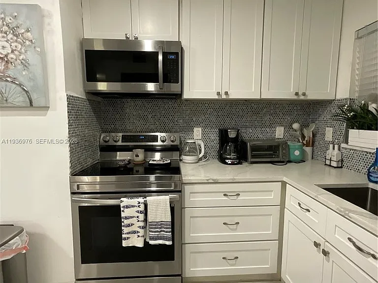820 NW 87th Ave #114 — Photo 15