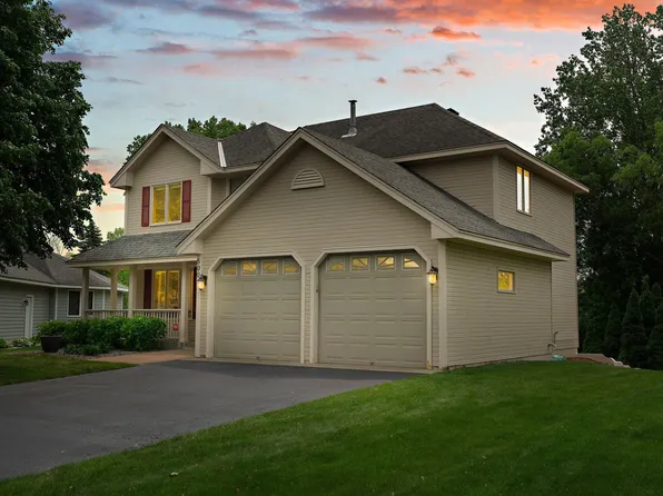500 Mackubin Cir, Shoreview, MN 55126