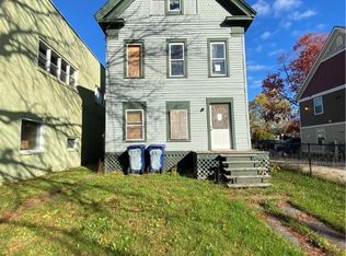 87 Locust St, Lockport, NY 14094