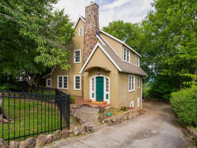 82 S Crest Rd, Chattanooga, TN, 37404