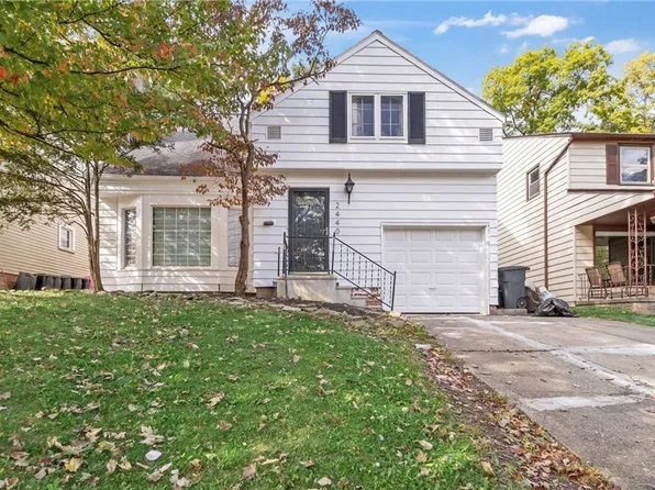 2440 White Rd, University Heights, OH 44118