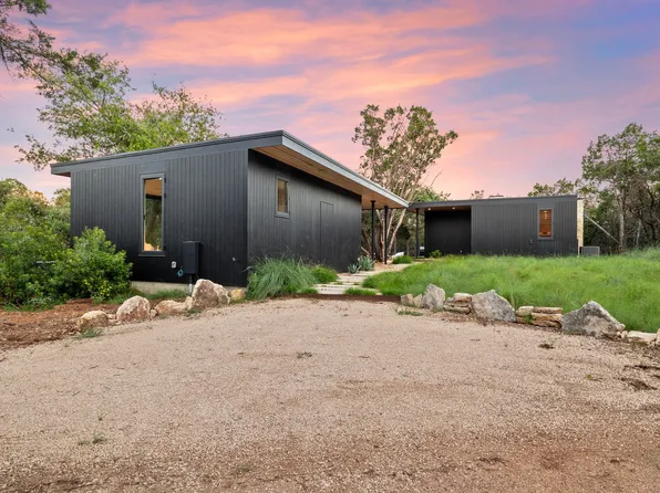 300 Misti Ln, Driftwood, TX 78619