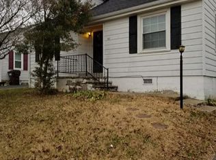38 Horseshoe Dr, Paris, KY 40361