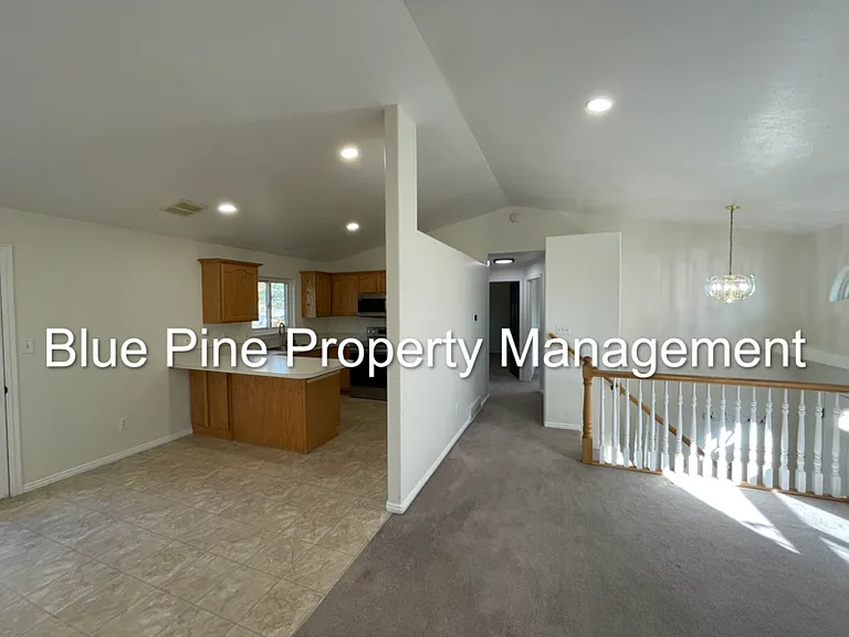 540 Flamingo Ave — Photo 3