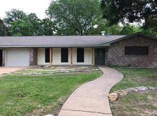 201 W Brookside Dr, Bryan, TX 77801