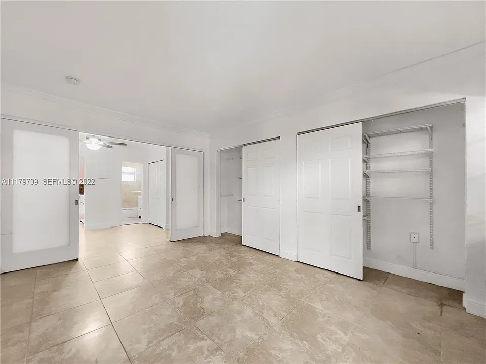 901 Meridian Ave