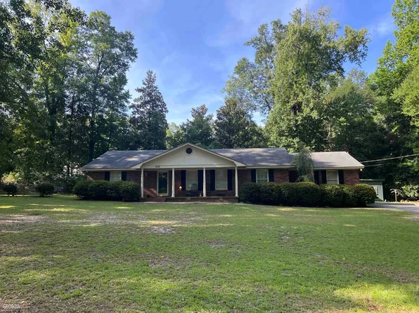 619 Laurel Dr, Sandersville, GA 31082