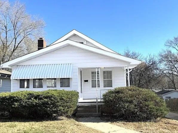 2304 N Ellis St, Peoria, IL 61604