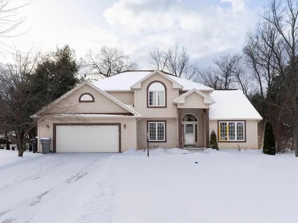 52239 Chatem Ct, Granger, IN 46530