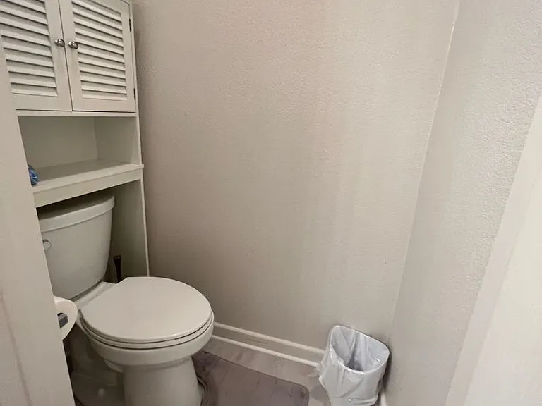 172 Beach Side Ct — Photo 17