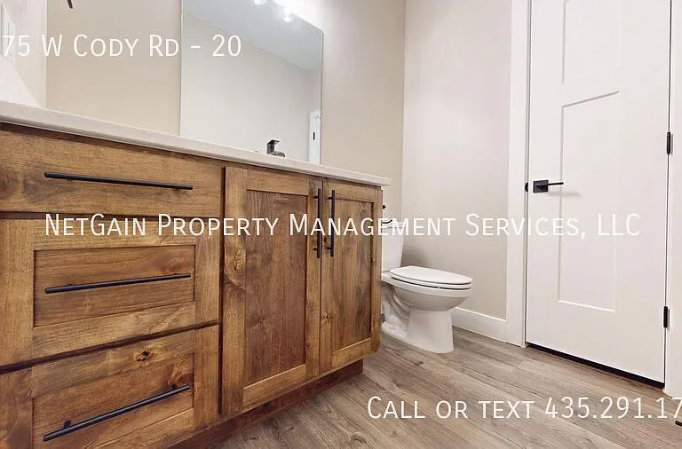 2875 W Cody Rd #20 — Photo 10
