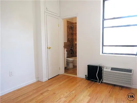 Rented by DSA Realty | media 25