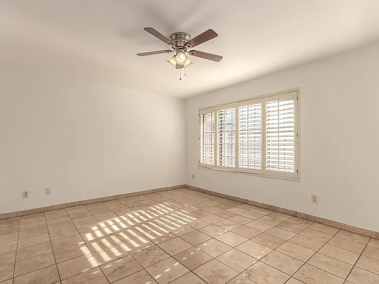805 W Toledo St — Photo 22