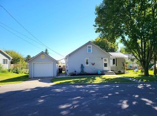 738 Crescent St, Mauston, WI 53948