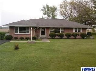 228 E Dustman Rd, Bluffton, IN 46714