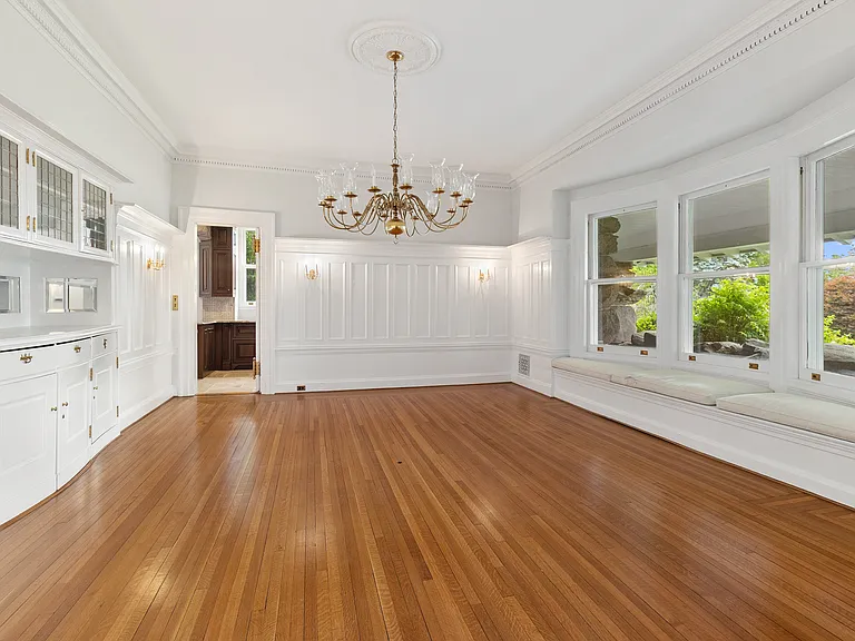 432 Field Point Rd — Photo 17