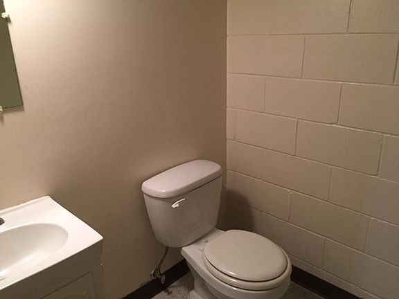 2nd image of 2016 W 10th St
