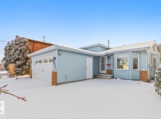4631 10th Ave NW, Edmonton, AB T6L 4S2