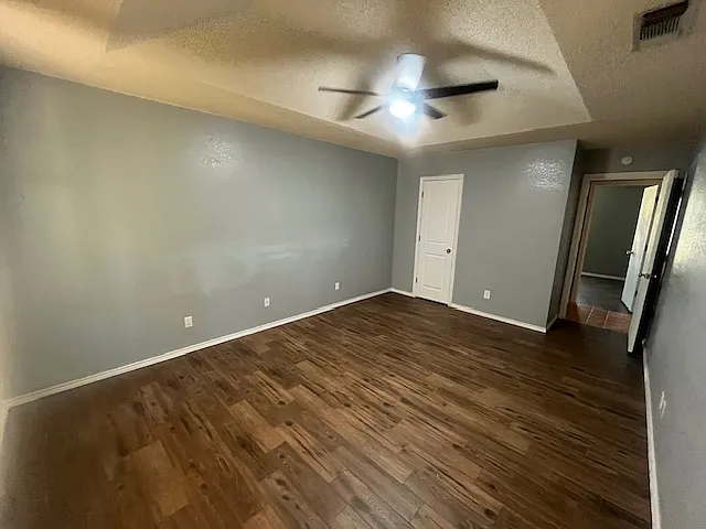 409 Walnut Creek Dr — Photo 11