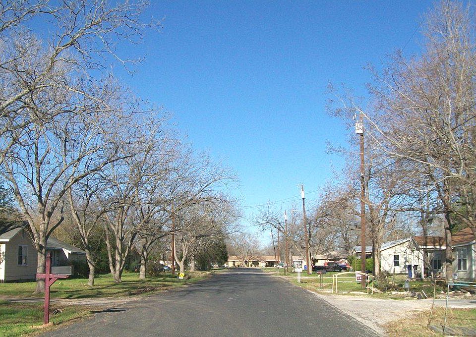 112 W Ila St, Elgin, TX 78621 Zillow