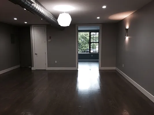 Rented by Premier Metro Realty Corp | media 30