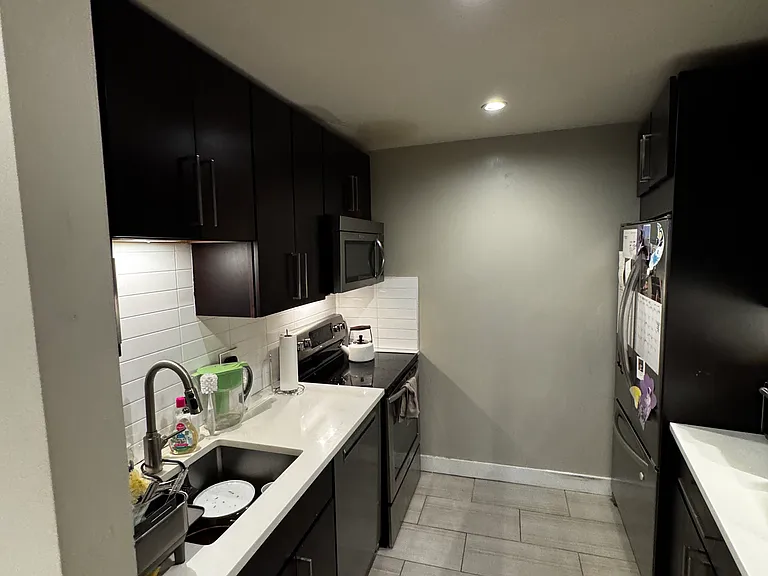 219 W Springfield St #1 — Photo 4