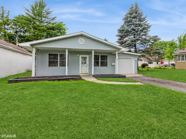 1545 Campbell Ave, La Salle, IL 61301