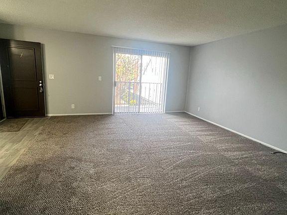 4th image of 212 S Ohio St APT 7
