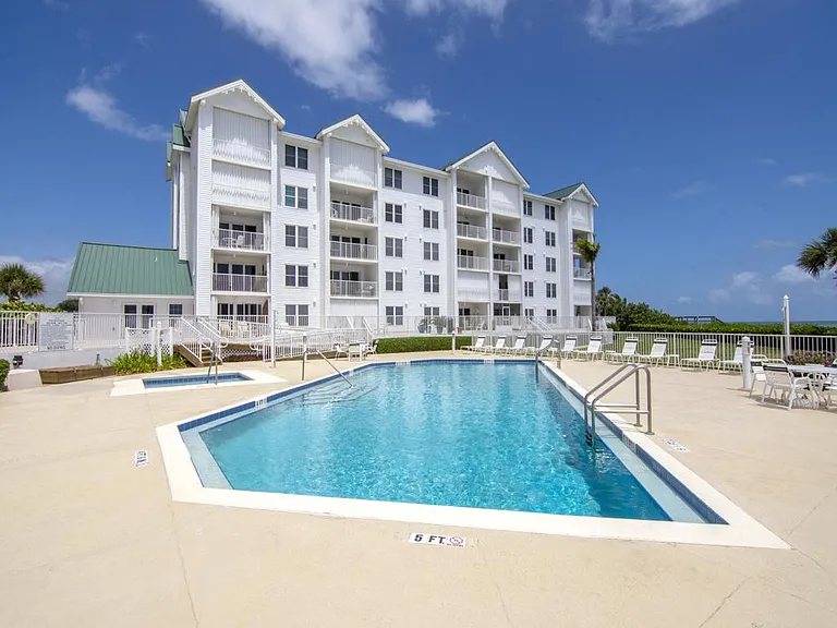 2700 Ocean Dr #403 — Photo 2