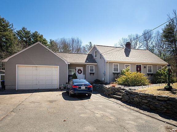 2nd image of 78 Precinct St