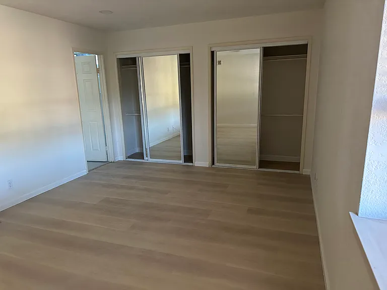 14225 Barrymore St — Photo 14