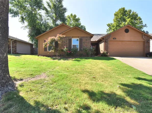 9206 E 95th St, Tulsa, OK 74133