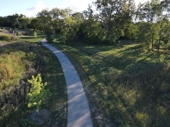 1527 Sandhill BOULEVARD #12D, Hartland, WI 53029