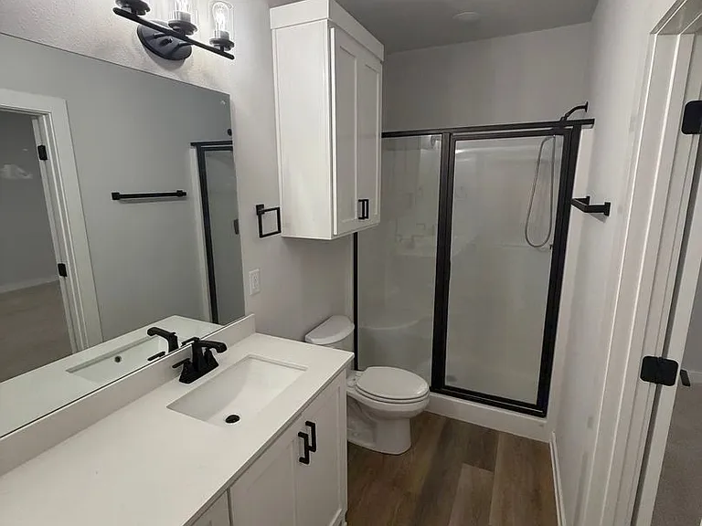 513 W Dallas St — Photo 17