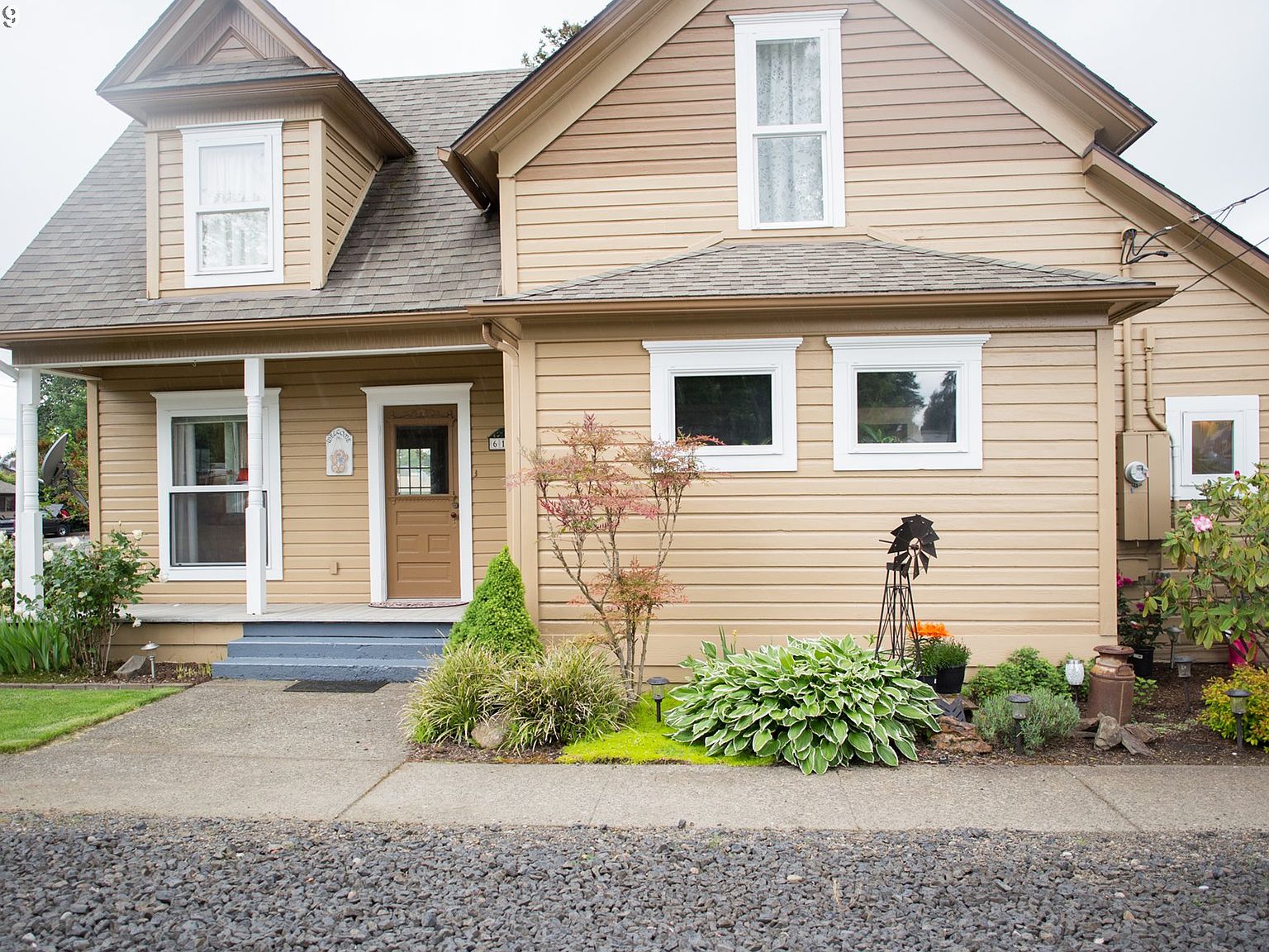 611 N 5th Ave, Stayton, OR 97383 Zillow