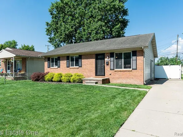 26649 Groveland St, Madison Heights, MI 48071