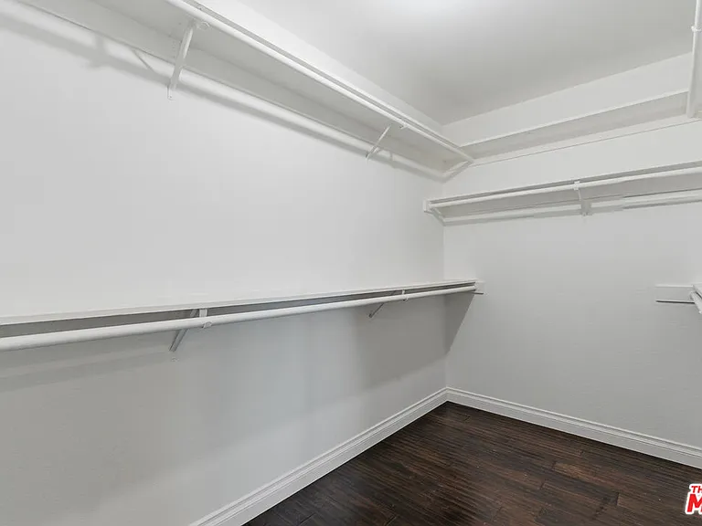 1301 Angelus Ave — Photo 29