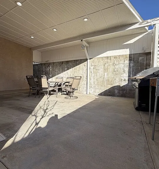 10006 Samoa Ave — Photo 29
