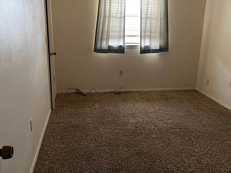 6448 W Hefner Rd — Photo 19