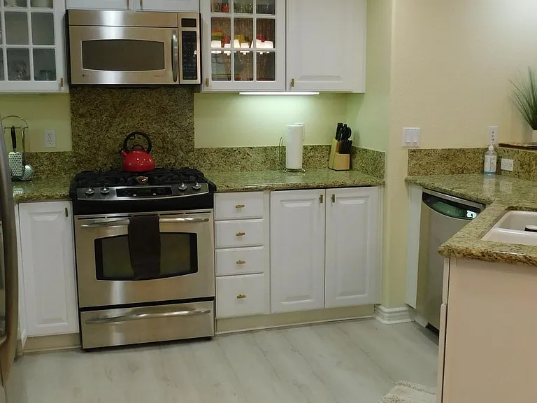 45245 Seeley Dr #16A — Photo 3