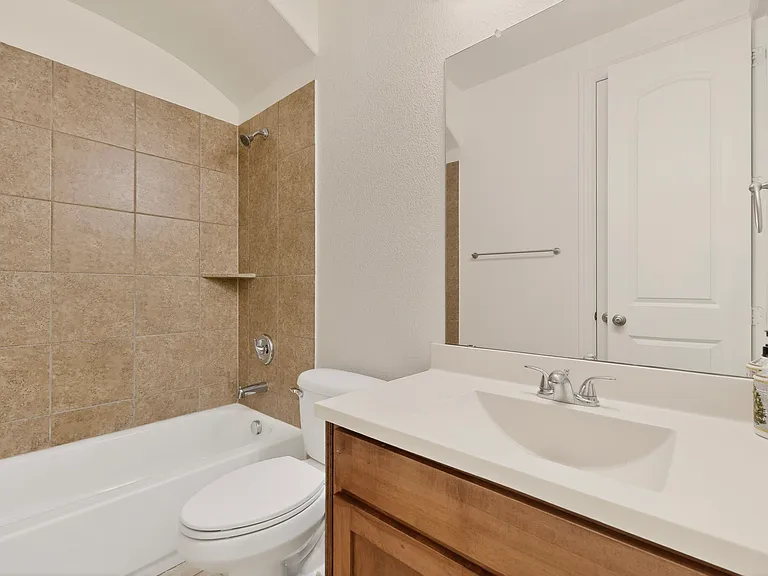 6819 Saint Francis Ct — Photo 12