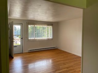 2160 Waterbury Rd APT 3, Cheshire, CT 06410