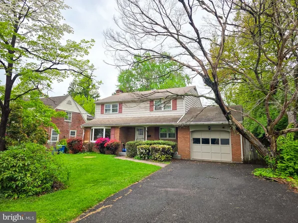 323 S 5th St, North Wales, PA 19454