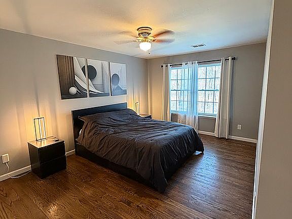 3rd image of 2706 Lighthouse Ln