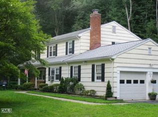 260 Rock Rimmon Rd, Stamford, CT 06903