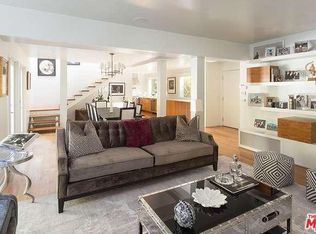 9755 Oak Pass Rd, Beverly Hills, CA 90210